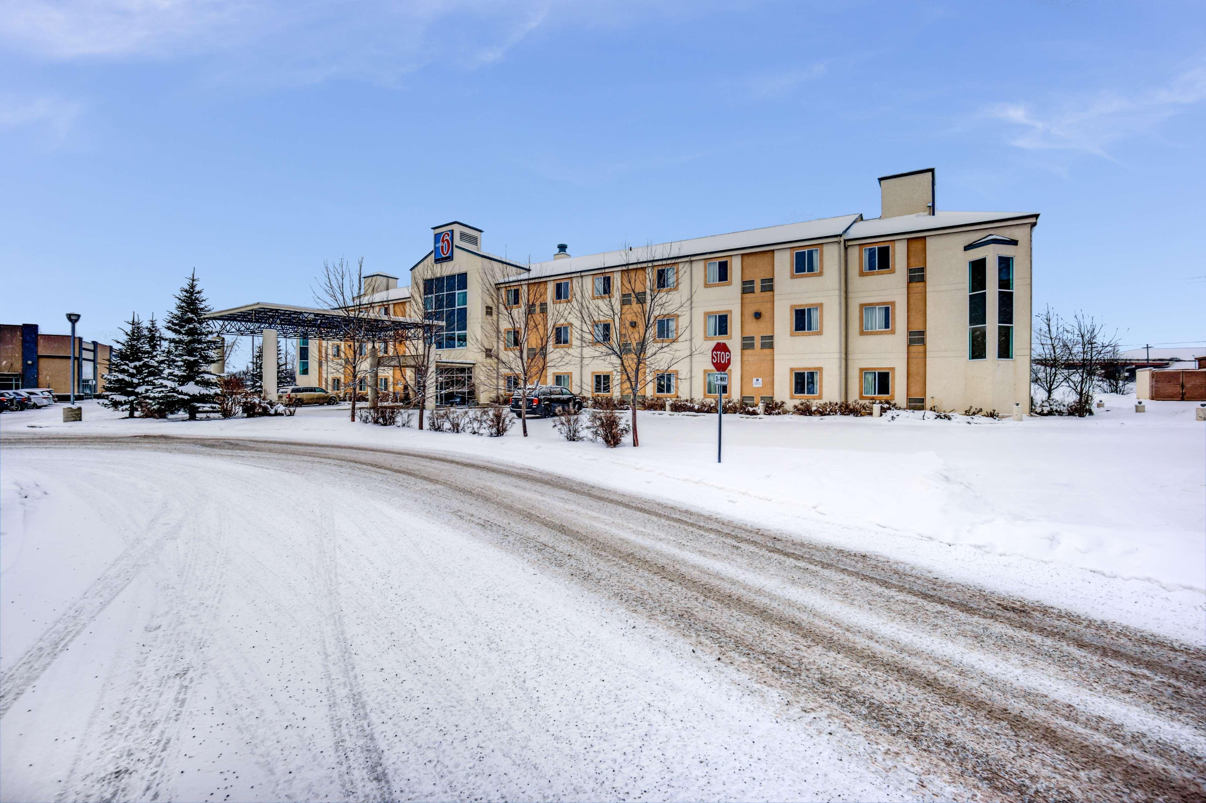 Motel 6-Red Deer, Ab Екстериор снимка