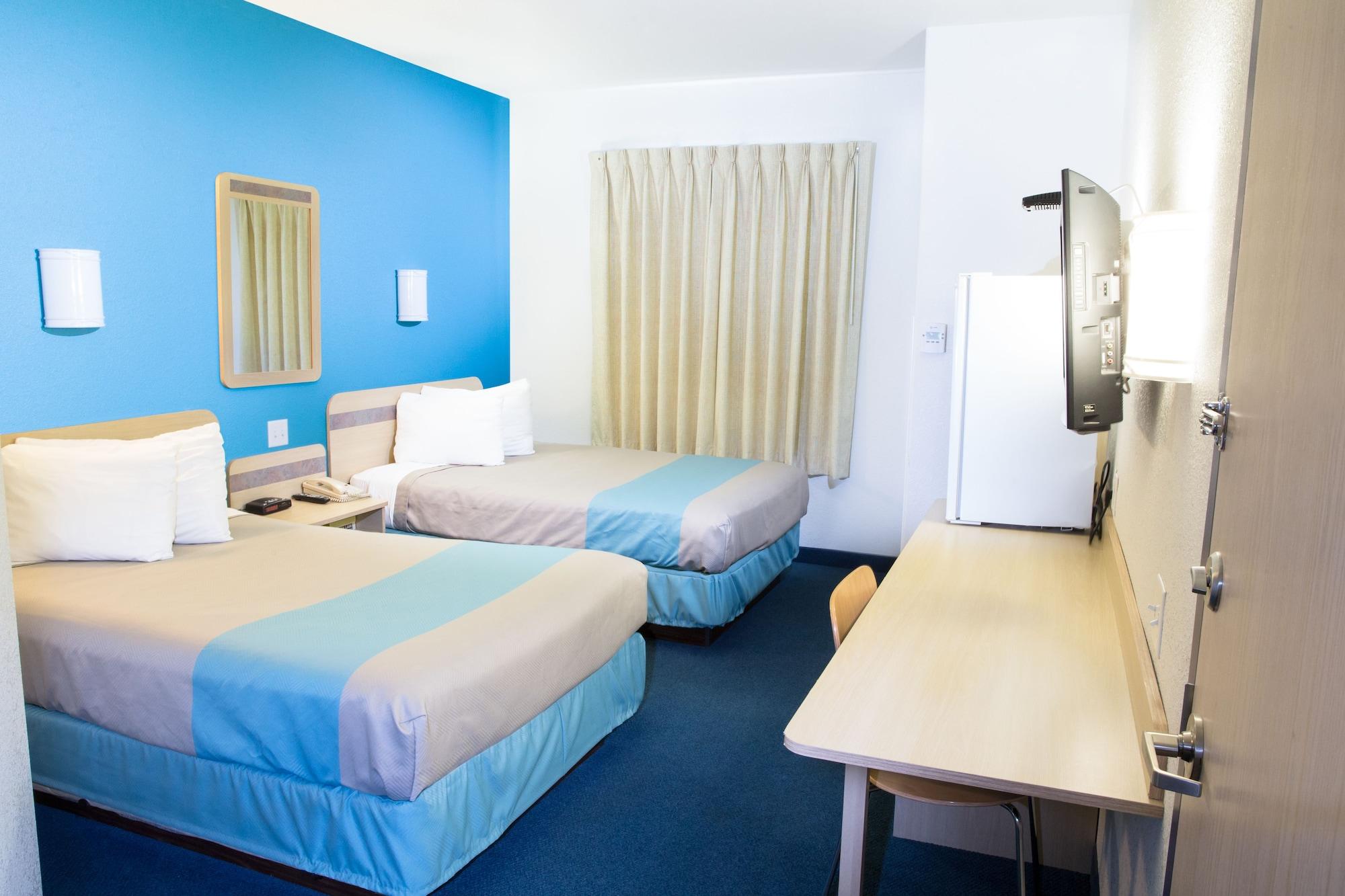 Motel 6-Red Deer, Ab Екстериор снимка