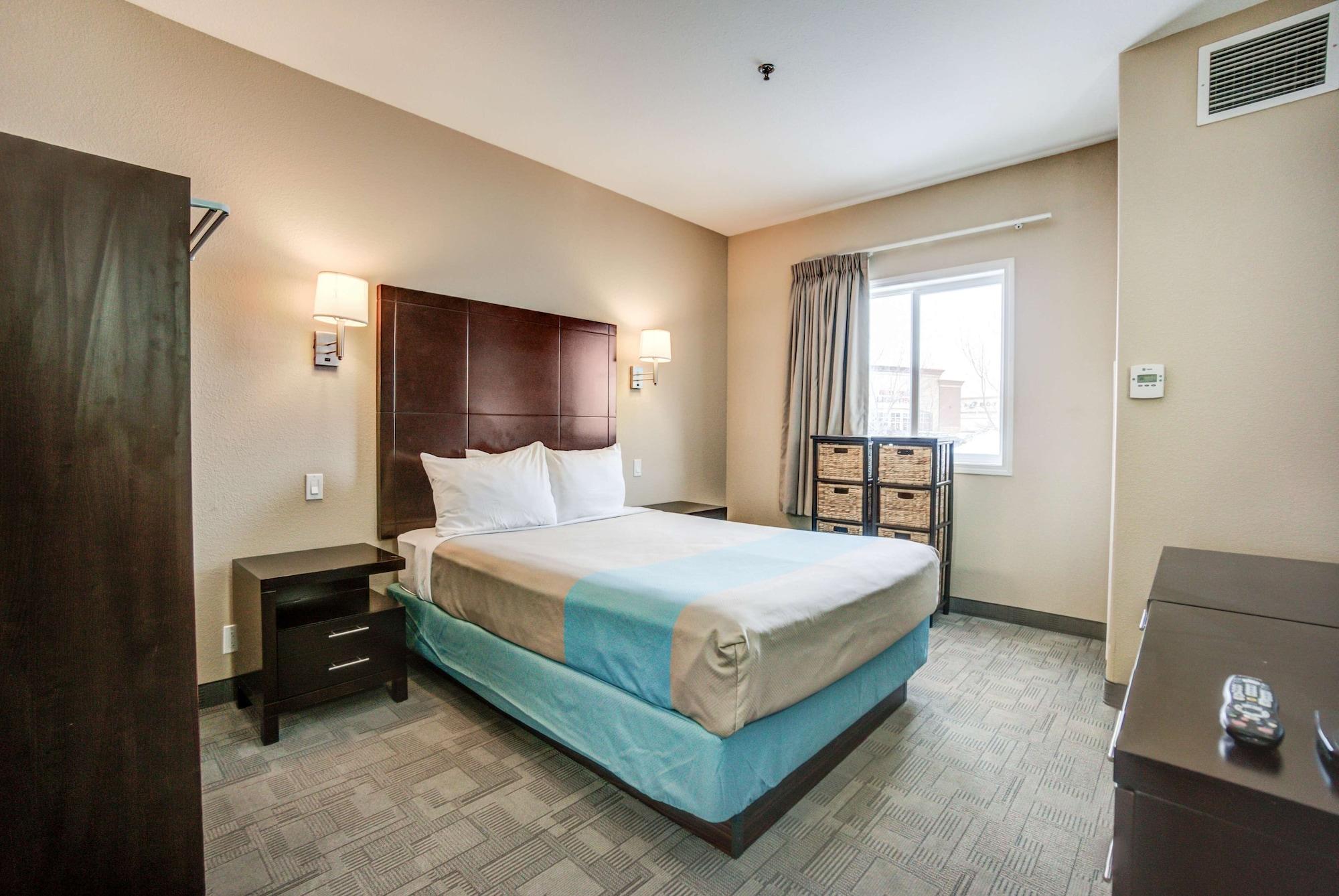 Motel 6-Red Deer, Ab Екстериор снимка